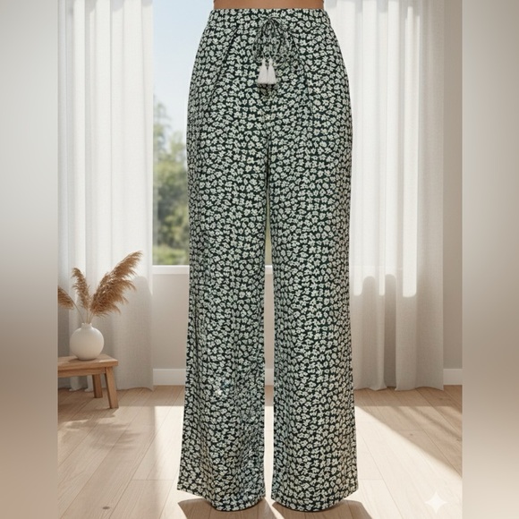 Chic Stylish Floral Wide Leg Pants - Picture 2 of 6